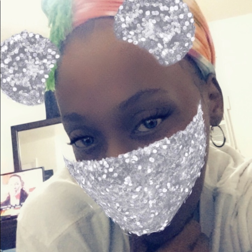 Meet your Posher, Lanesiha